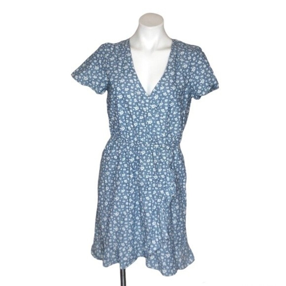 J CREW Mercantile Dress Wrap Dress Blue Floral Shoulders Size Small